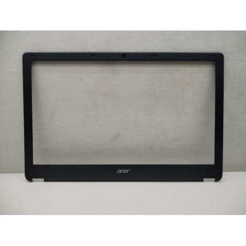 Acer E1-532 Bezel