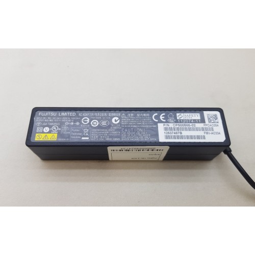 Fujitsu Adaptör 19V 3.42A 65W Standart Uç 